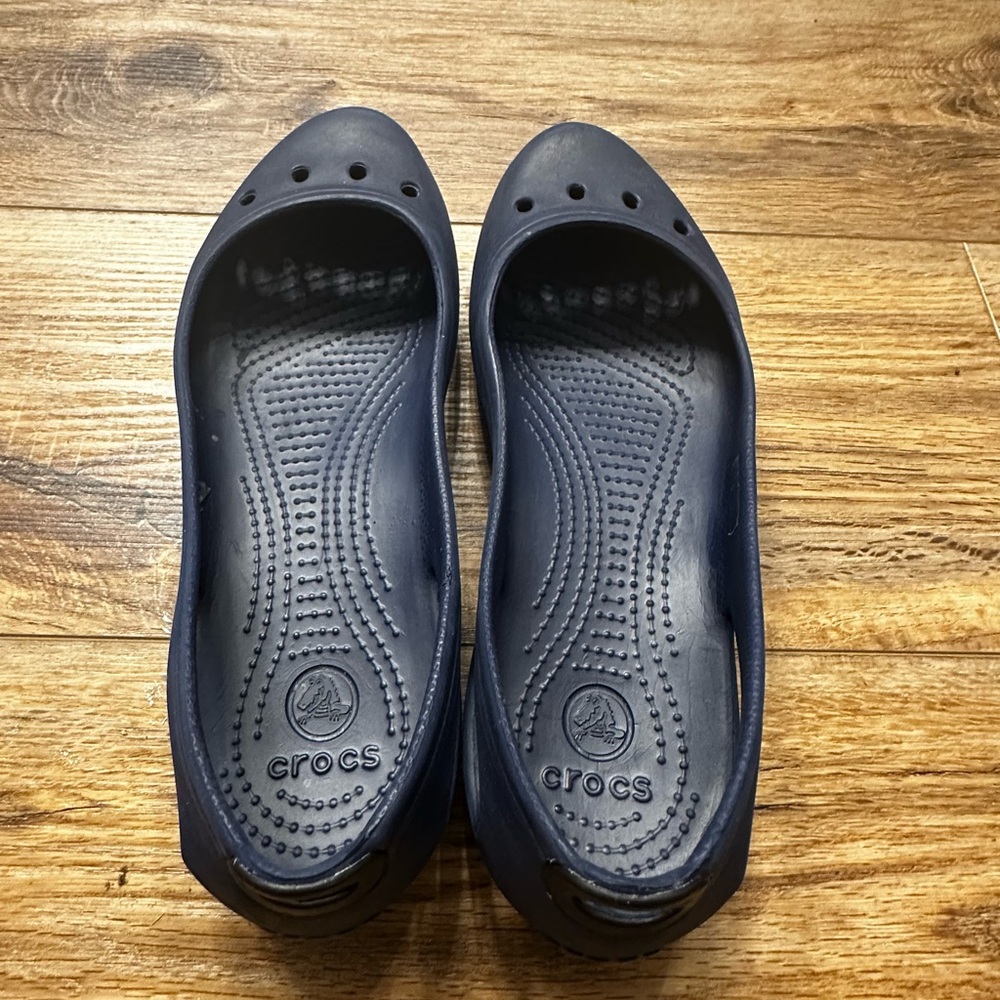 CROCS Women's Navy Ballet Flats